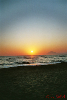 Strand von Kyllini beim Sonnenuntergang